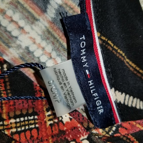 Tommy Hilfiger sleeveless top - Picture 2 of 4